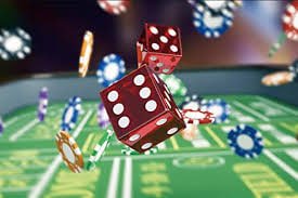 Live Casino — တိုက်ရိုက် ဒီလာများနှင့် ကစားနိုင်သည်